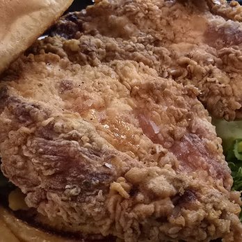 Thyme Kitchen and Craft Beer - Chicken sandwich - Gastropubs Near Me - Peoria, Illinois