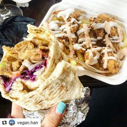 Resist! Vegan Kitchen - Fancy a legendary Doner Kebab? (vegan of course!)