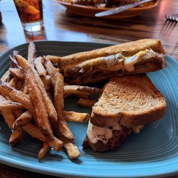 Pour on Center - Patty Melt and fries. - Gastropubs Near Me - Ebensburg, Pennsylvania Pour on Center - Patty Melt and fries. - Gastropubs Near Me - Ebensburg, Pennsylvania