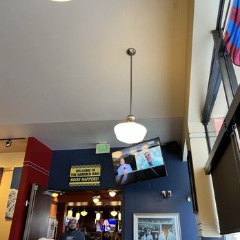 Sam's No 3 - Inside - Breakfast & Brunch Near Me - Denver, Colorado