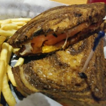 Chatterbox Bar & Grill - Grilled cheese - Burgers Near Me - Benton Harbor, Michigan