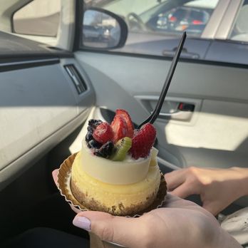 Gourmandise The Bakery - Cheesecake topped with fruit. - Bakeries Near Me - American Fork, Utah Gourmandise The Bakery - Cheesecake topped with fruit. - Bakeries Near Me - American Fork, Utah
