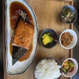 Salmon Teriyaki Set Salmon Teriyaki Set