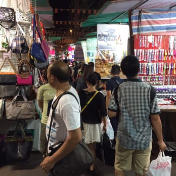 廟街夜市 - Landmarks & Historical Buildings Near Me - Hong Kong, HK
