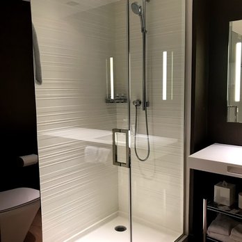 AC Hotel Irvine - Shower - Hotels Near Me - Irvine, California