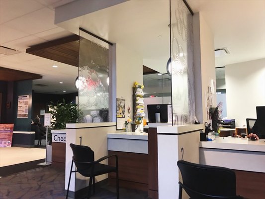 Photo of Central Ohio Urology Group - Gahanna, OH, US. Check-in area