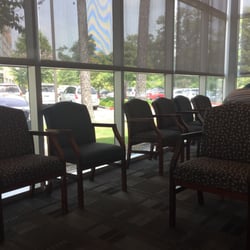 Texas Ear, Nose & Throat Specialists - Woodlands Pinecroft - Waiting area
