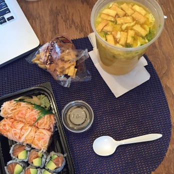 Sakae Sushi - Dynamite roll (spicy tuna, avocado inside out with spicy crab and crunchy) and salmon avocado - Japanese Near Me - Union, New Jersey