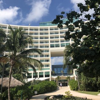Live Aqua Resort - Resorts Near Me - Cancún, ROO