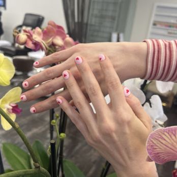 Cosmo Nail Bar - holiday edition, Valentine nails - gel style - Nail Salons Near Me - Newport Beach, California