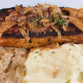 Ona Restaurant & Lounge - Meatloaf - Seafood Near Me - Yachats, Oregon Ona Restaurant & Lounge - Meatloaf - Seafood Near Me - Yachats, Oregon