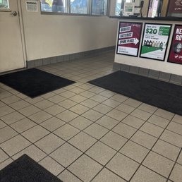 No customer service No customer service