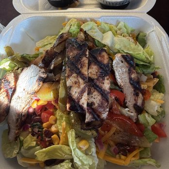 DoubleDay's Grill & Tavern - Fajita Lean Bowl (D) - American Near Me - Springboro, Ohio DoubleDay's Grill & Tavern - Fajita Lean Bowl (D) - American Near Me - Springboro, Ohio