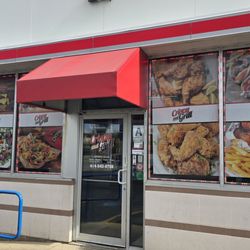 Crispy and Grill - Outside