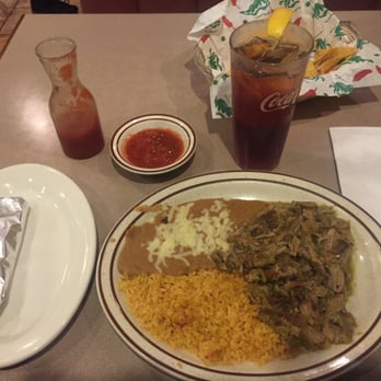 La Carreta - Carnitas con salsa verde :) - Mexican Near Me - Mocksville, North Carolina