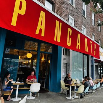 Cafe Madeline - Outside sidewalk seating - Breakfast & Brunch Near Me - Brooklyn, New York