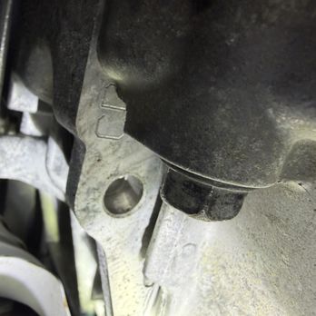 Jay Wolfe Acura - Engine block with no oil leaking down the block - Car Dealers Near Me - Kansas City, Missouri Jay Wolfe Acura - Engine block with no oil leaking down the block - Car Dealers Near Me - Kansas City, Missouri