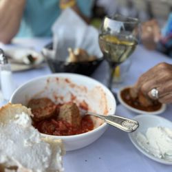 Ebby's Ristorante & Lounge - Meatballs in red gravy with bread
