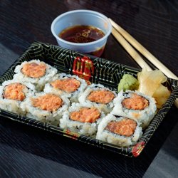 Hana Sushi And Asian cuisine - Spicy tuna roll