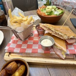 Cubano Sandwich