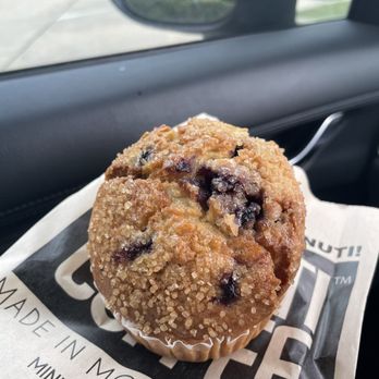 Minuti Coffee - Blueberry Muffin - Coffee & Tea Near Me - Sugar Land, Texas