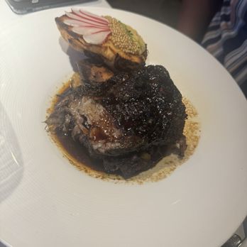 Barking Frog - Ounce Bone in short rib - New American Near Me - Woodinville, Washington