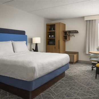 Hampton Inn York - Guest room - Hotels Near Me - York, Pennsylvania
