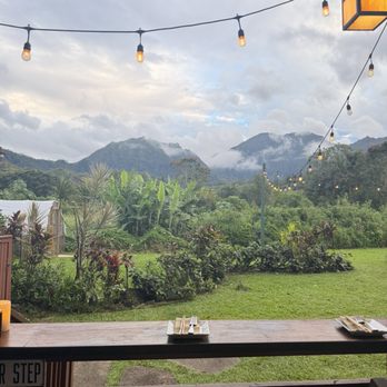 Ama - Patio - Cocktail Bars Near Me - Hanalei, Hawaii