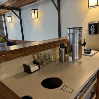 Stone Creek Factory Cafe - Coffee & Tea Near Me - Milwaukee, Wisconsin