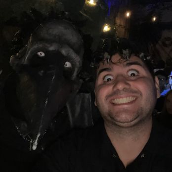5 Points Haunted House - Haunted Houses Near Me - West Chicago, Illinois