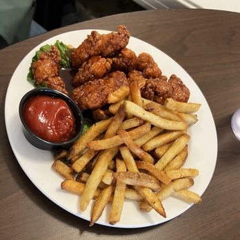 Tavern at Green Haven - Chicken & Fries - Venues & Event Spaces Near Me - Anoka, Minnesota Tavern at Green Haven - Chicken & Fries - Venues & Event Spaces Near Me - Anoka, Minnesota