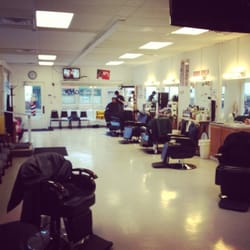 Headz Up Barber Shop - HeadzUp Barbershop.....nice clean, friendly atmosphere! Come pay us a visit please!