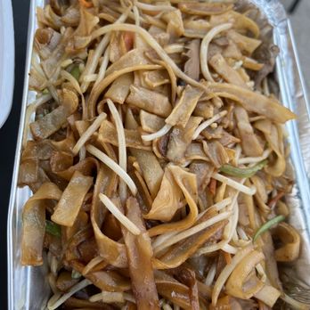 Lotus Vegetarian Restaurant - fried rice noodle w/ mock beef - Vegetarian Near Me - Scarborough, Ontario Lotus Vegetarian Restaurant - fried rice noodle w/ mock beef - Vegetarian Near Me - Scarborough, Ontario