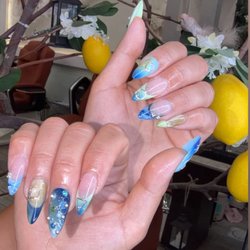 Finesse Nails and Spa