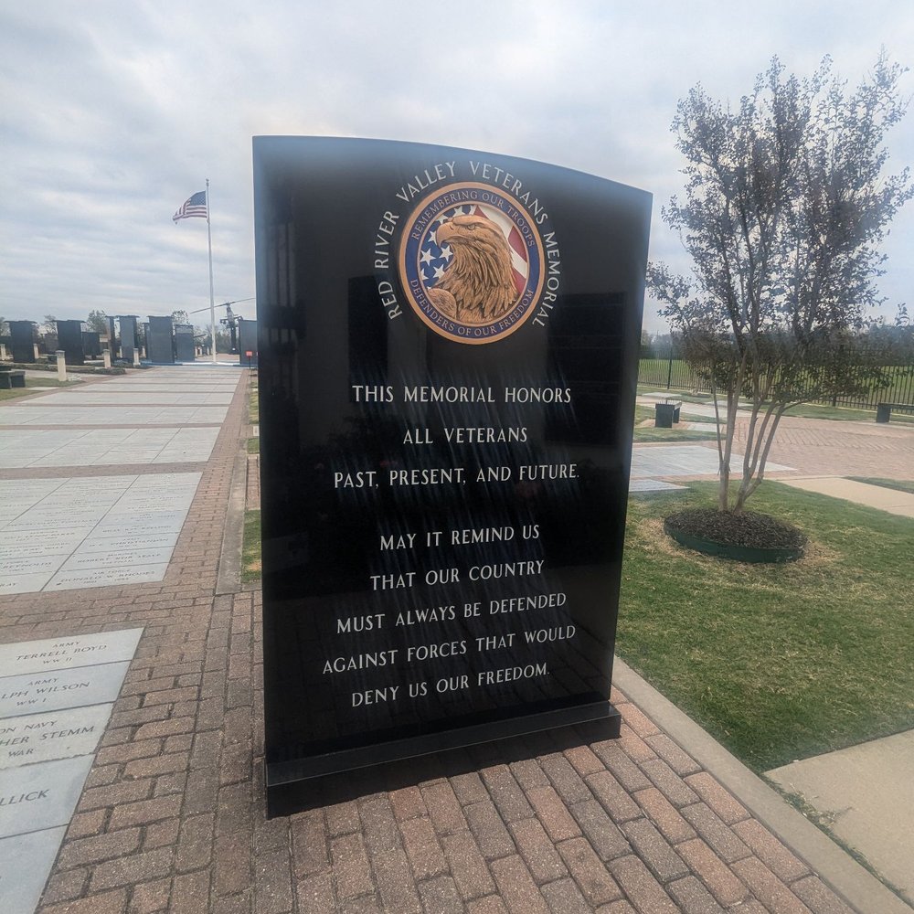 Red River Valley Veterans Memorial - Art Museums Near Me - Paris, Texas Red River Valley Veterans Memorial - Art Museums Near Me - Paris, Texas
