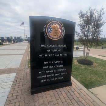 Red River Valley Veterans Memorial - Art Museums Near Me - Paris, Texas Red River Valley Veterans Memorial - Art Museums Near Me - Paris, Texas