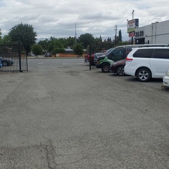 Top Auto Repair - Even better angle of entrance driveway to shop - Auto Repair Near Me - San Jose, California Top Auto Repair - Even better angle of entrance driveway to shop - Auto Repair Near Me - San Jose, California