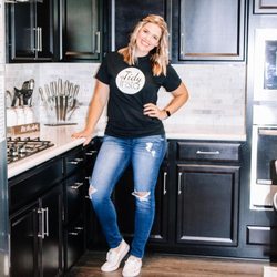Tidy with Trista - Hello! I'm Trista :)