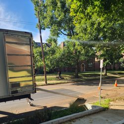 Efficient Moving - Enjoying the weather in Grandview.