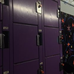 King's Skate Country - Lockers are 50 cents