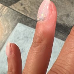 Sunny Nails - Close up if thick nails