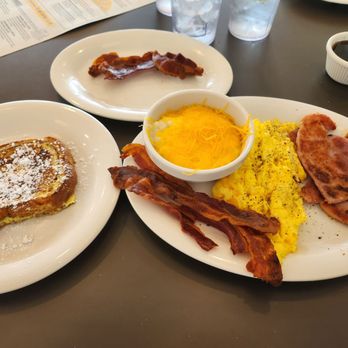 Eggs Up Grill - Breakfast & Brunch Near Me - Cedar Park, Texas