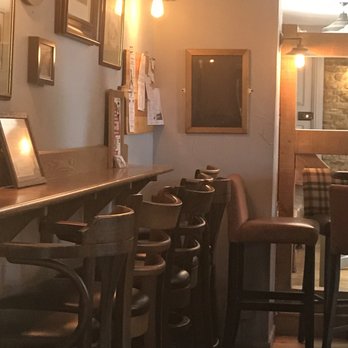 Red Lion - Pubs Near Me - Kidlington, OXF