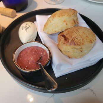 Common Lot - Biscuits - New American Near Me - Millburn, New Jersey