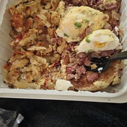 corned beef hash benedict?????