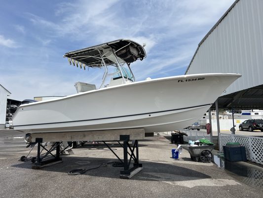 Bottoms Up Boat Detailing 