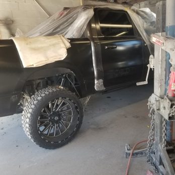 Bodyline Collision - Body Shops Near Me - Winter Haven, Florida