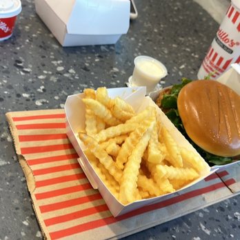 Portillo's Tucson - French Fries and Burger - Hot Dogs Near Me - Tucson, Arizona