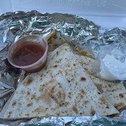 Deebo’s - Cheese quesadilla