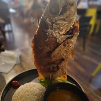La Picadera Bar & Restaurant - Fried whole snapper - Puerto Rican Near Me - San Juan, Puerto Rico